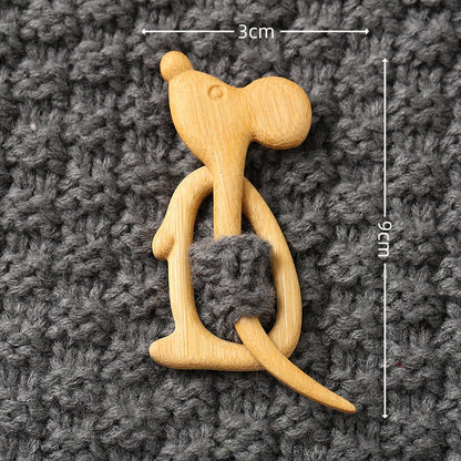 🎁Tri drevené brošne v tvare zvieratiek by boli perfektným darčekom