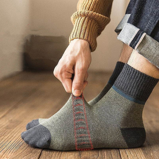😍🧦【10 párov】Jesenné a zimné antibakteriálne, dezodoračné a teplé vlnené ponožky