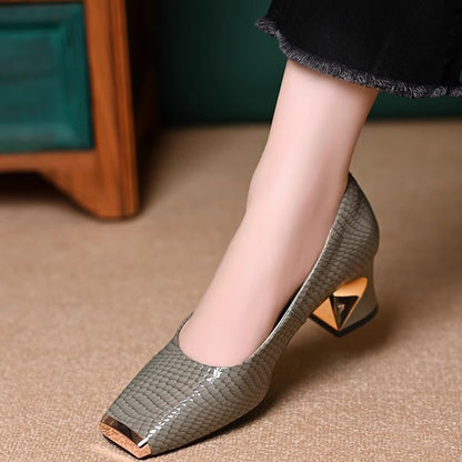 【35-42】Nové francúzske topánky s hrubými podpätkami a textúrou, plytký otvor