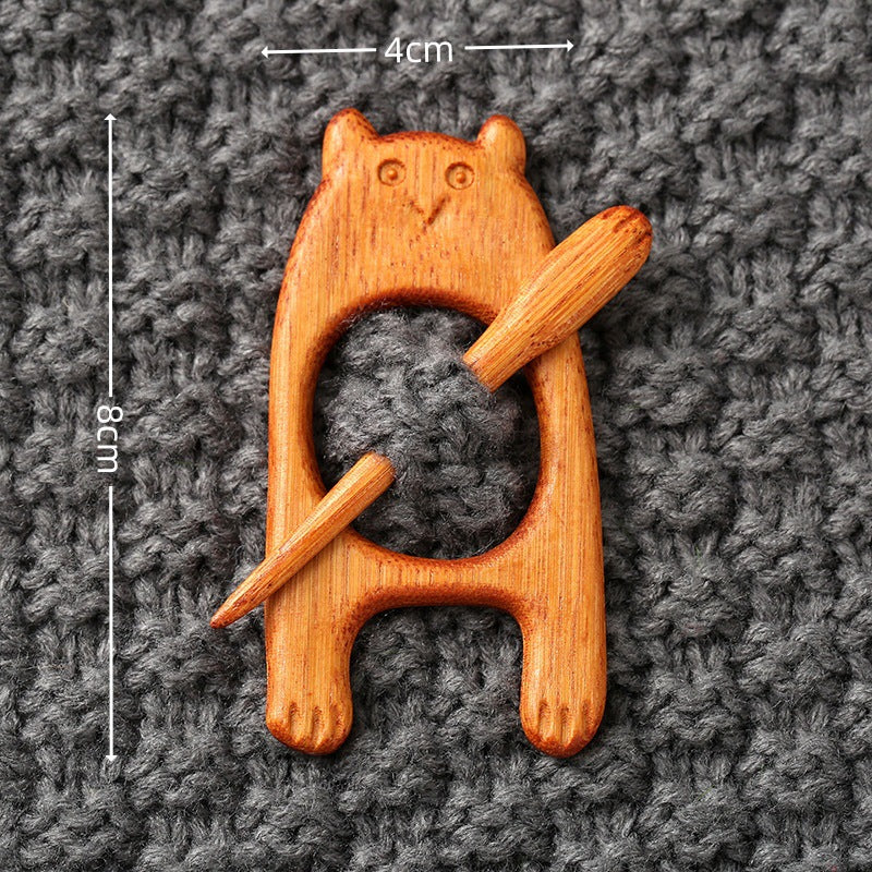 🎁Tri drevené brošne v tvare zvieratiek by boli perfektným darčekom